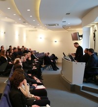Kardinal Bozanić susreo se s djelatnicima Međubiskupijskih sudova